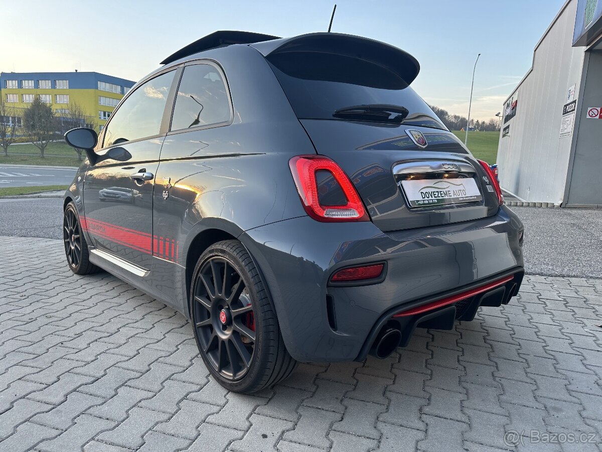 ABARTH 695 36000KM AKRAPOVIČ PRAVIDELNÝ SERVIS TOP STAV - 4
