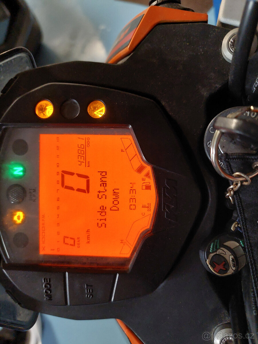KTM DUKE 125 - 4