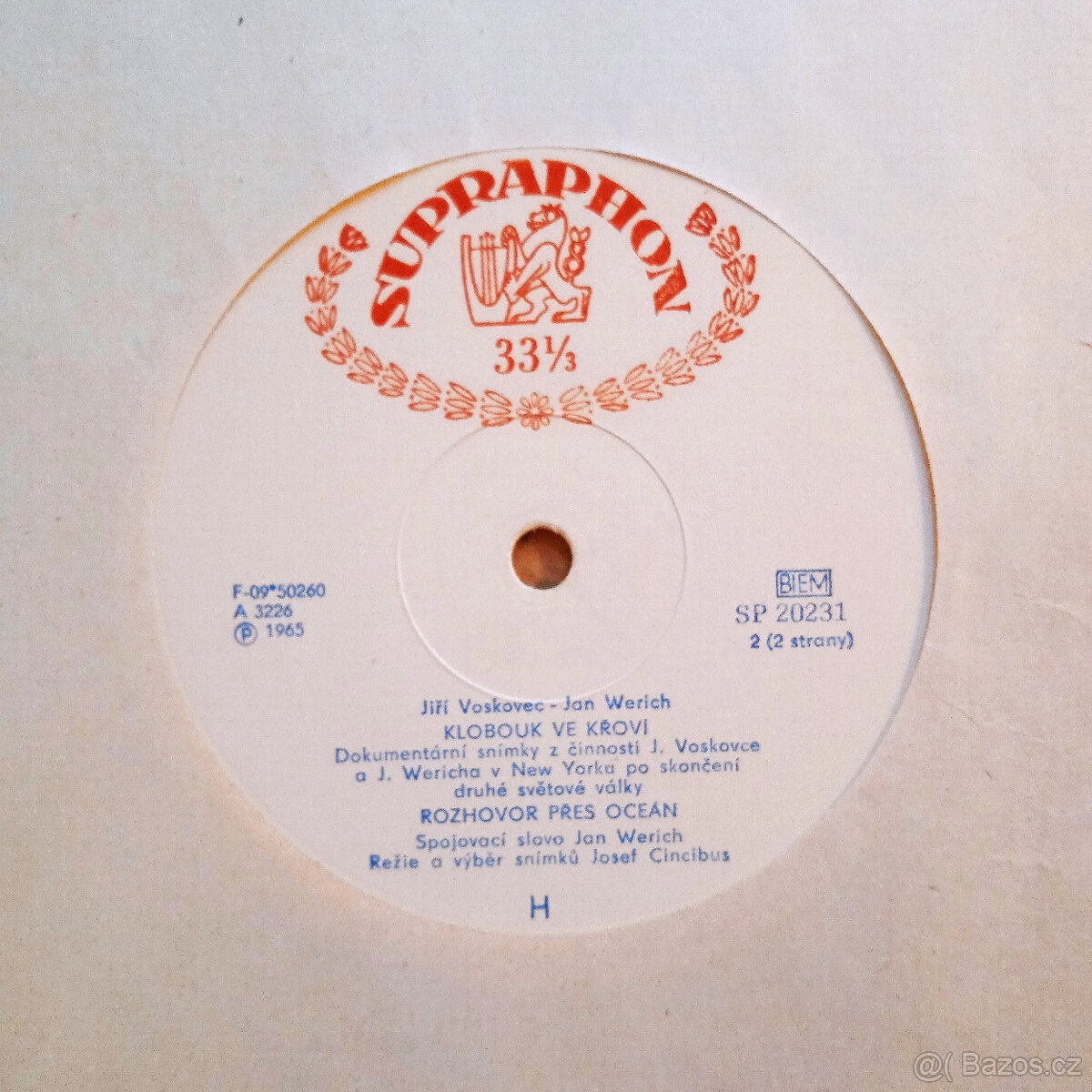 LP Voskovec + Werich KLOBOUK VE KŘOVÍ - 4