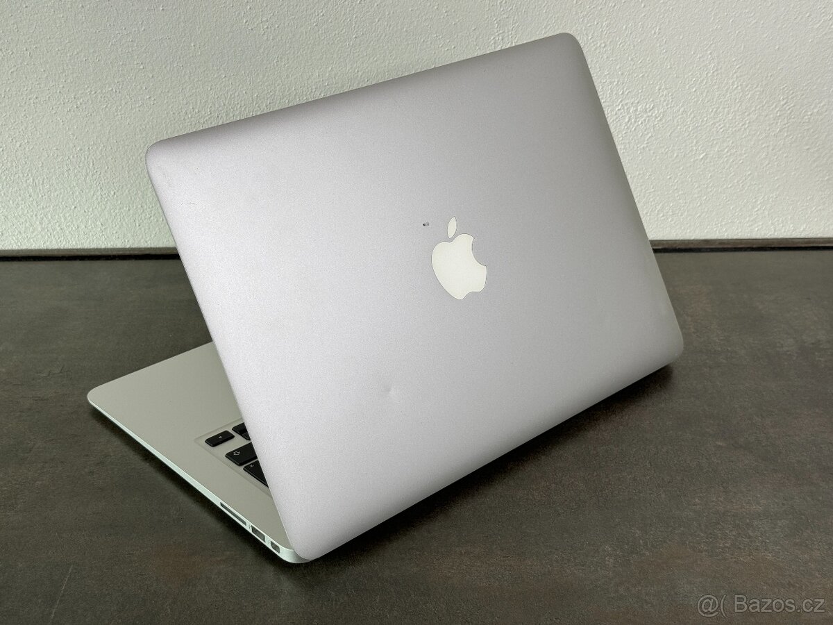 MacBook Air 13" 2014 / i5 / 4GB / 128GB SSD - DPH - 4