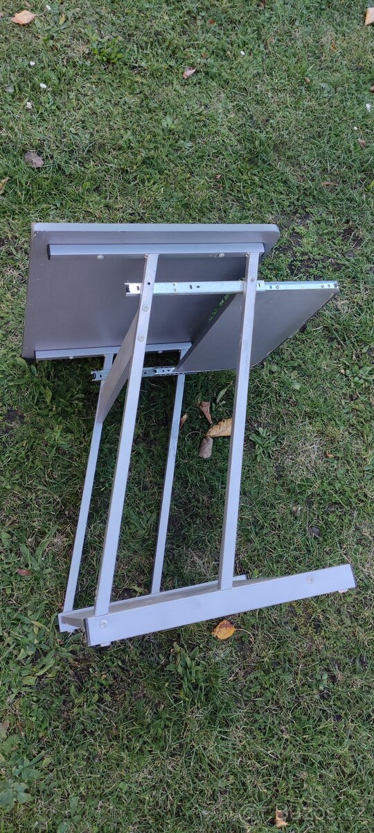 stůl pro PC, NTB s vysouvací deskou - 4