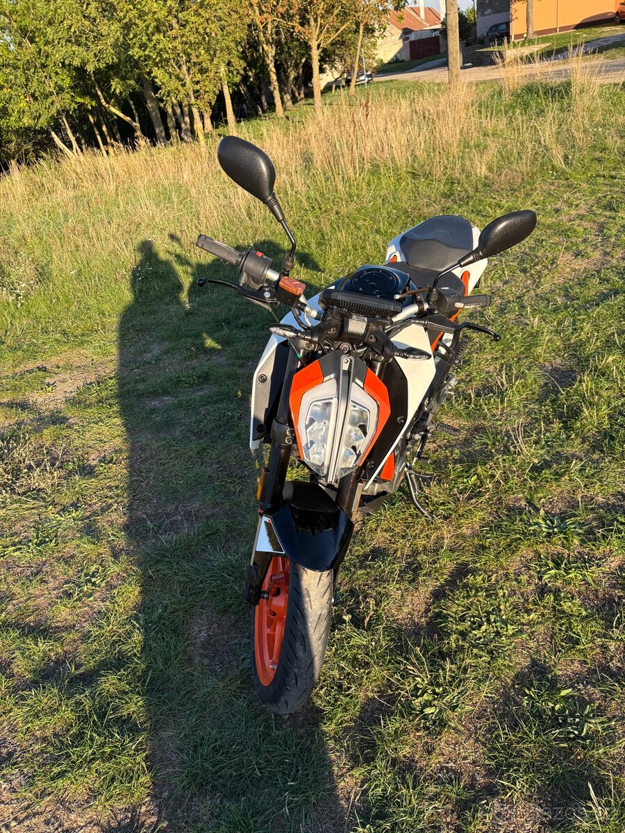 KTM Duke 125 - 4