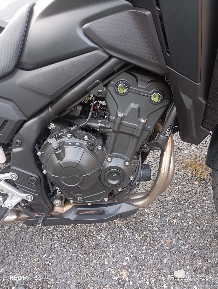 Cestovní Honda NX 500