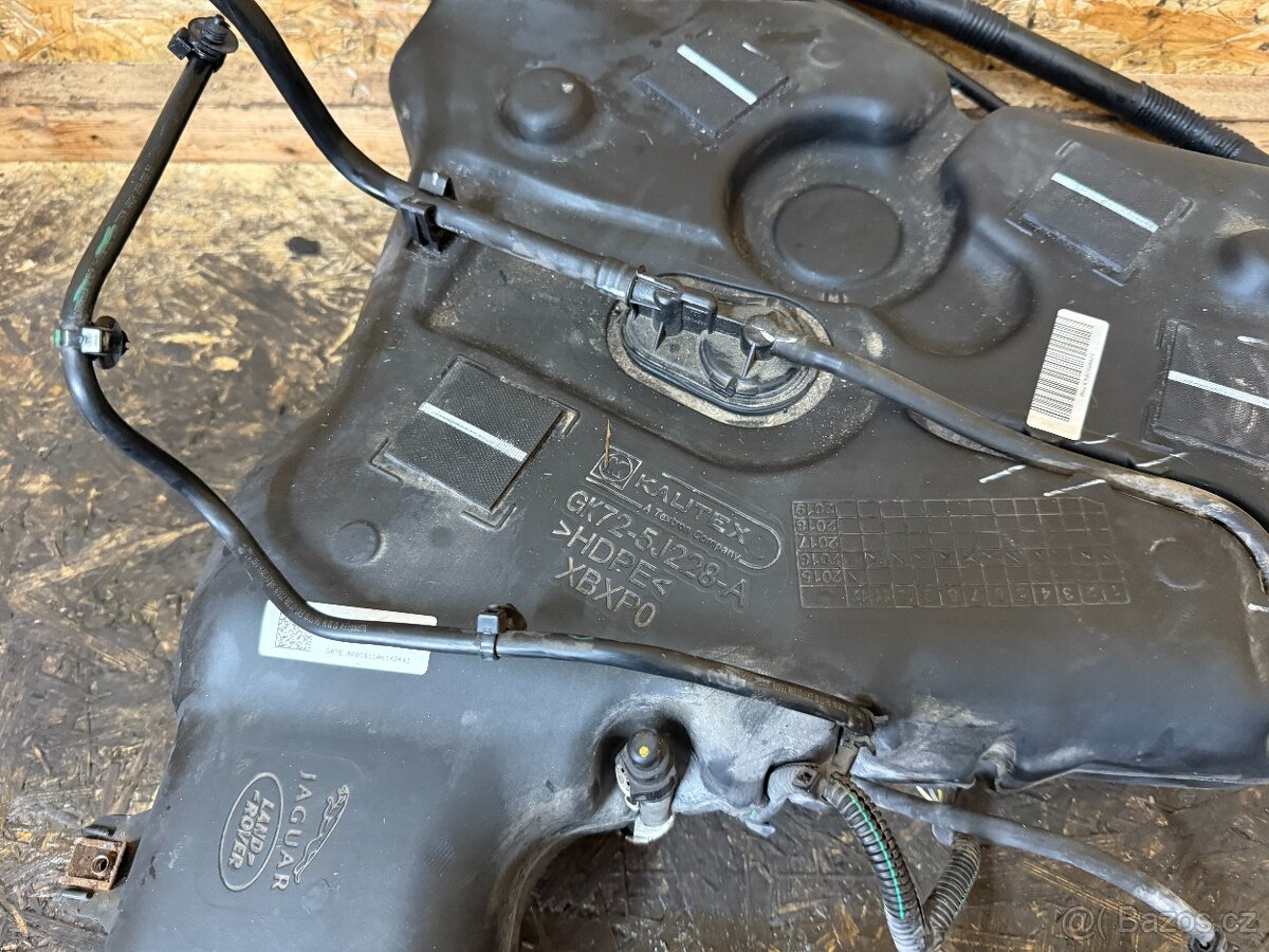 NÁDRŽ ADBLUE LAND ROVER DISCOVERY SPORT GK72-5J228-A - 4