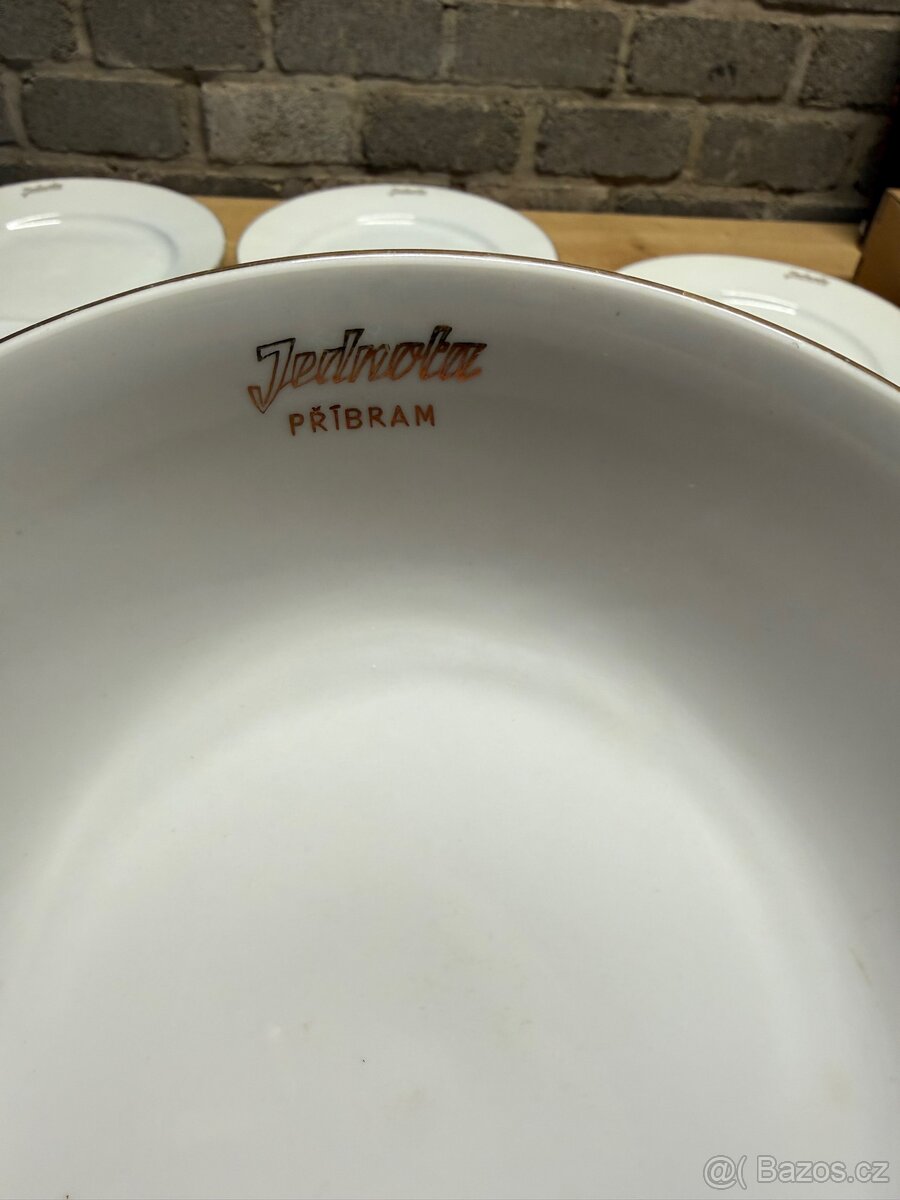 🩵 Sada porcelánových talířů JEDNOTA – 8 ks 🩵 - 4