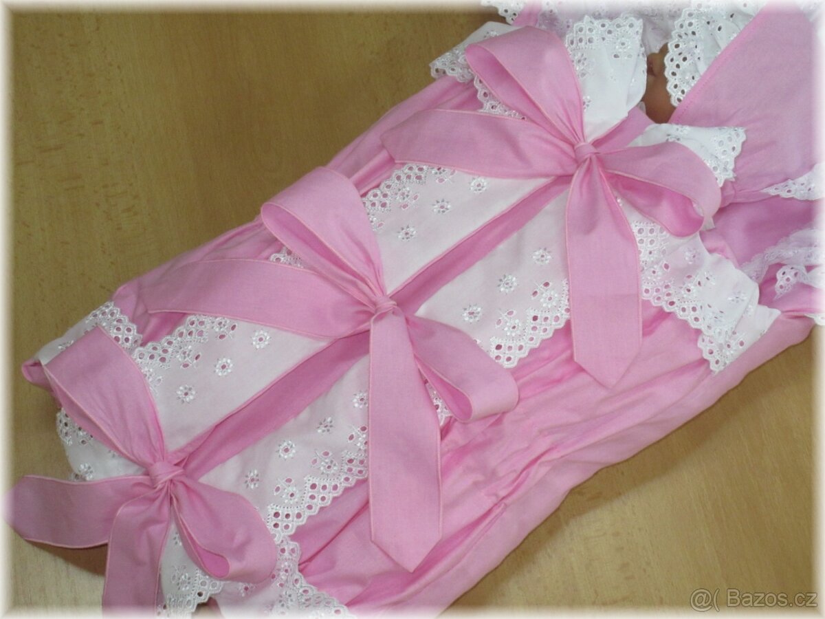 Růžová zavinovačka s krajkou tři řady s čepičkou vel. 58 - 4