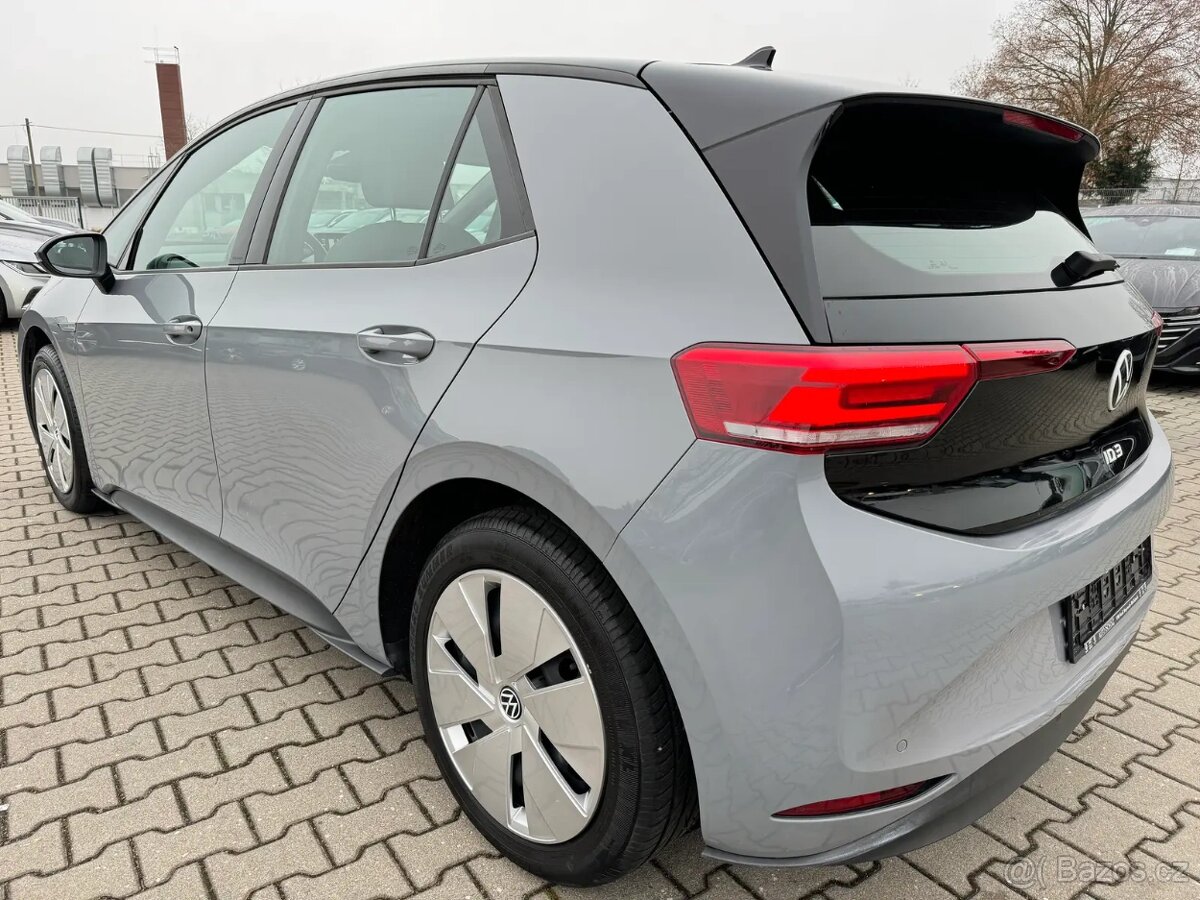 Volkswagen ID.3 110kw elektro, dojezd 300km,klima,nez.topení - 4