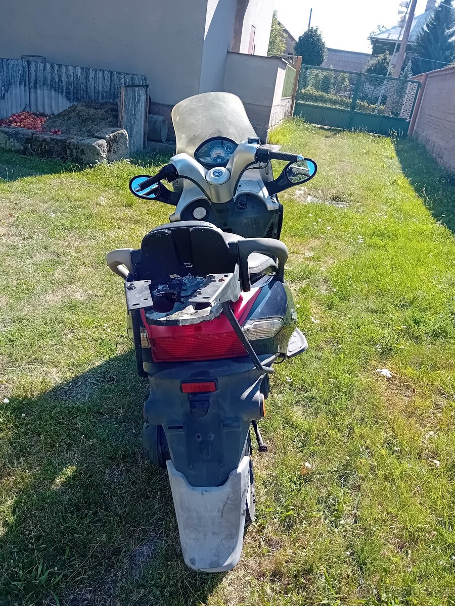 Kymco GRAND DINK - 4