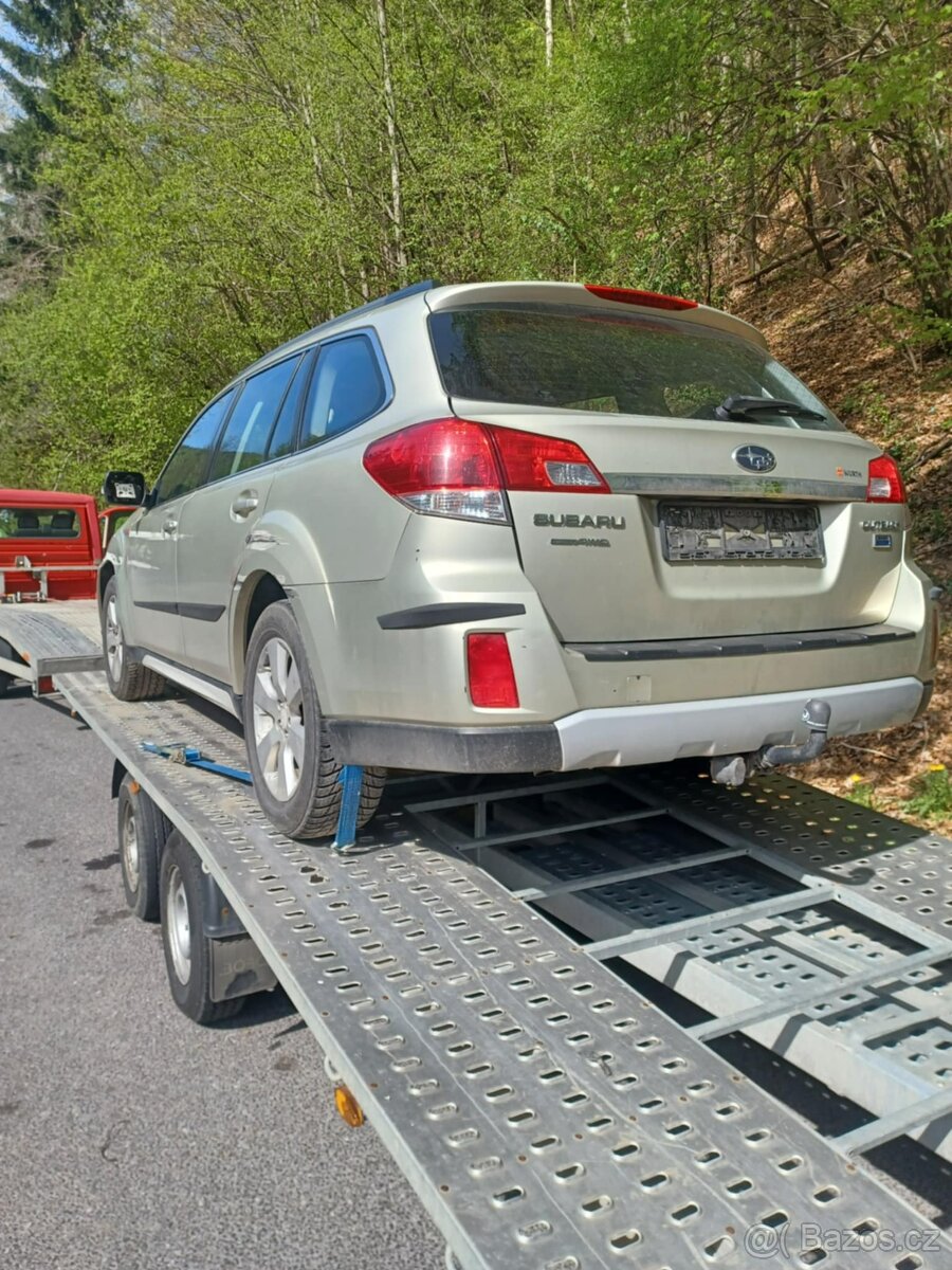 Rozpredám Subaru Outback 2.0D 110kw EE20 2010 - 4