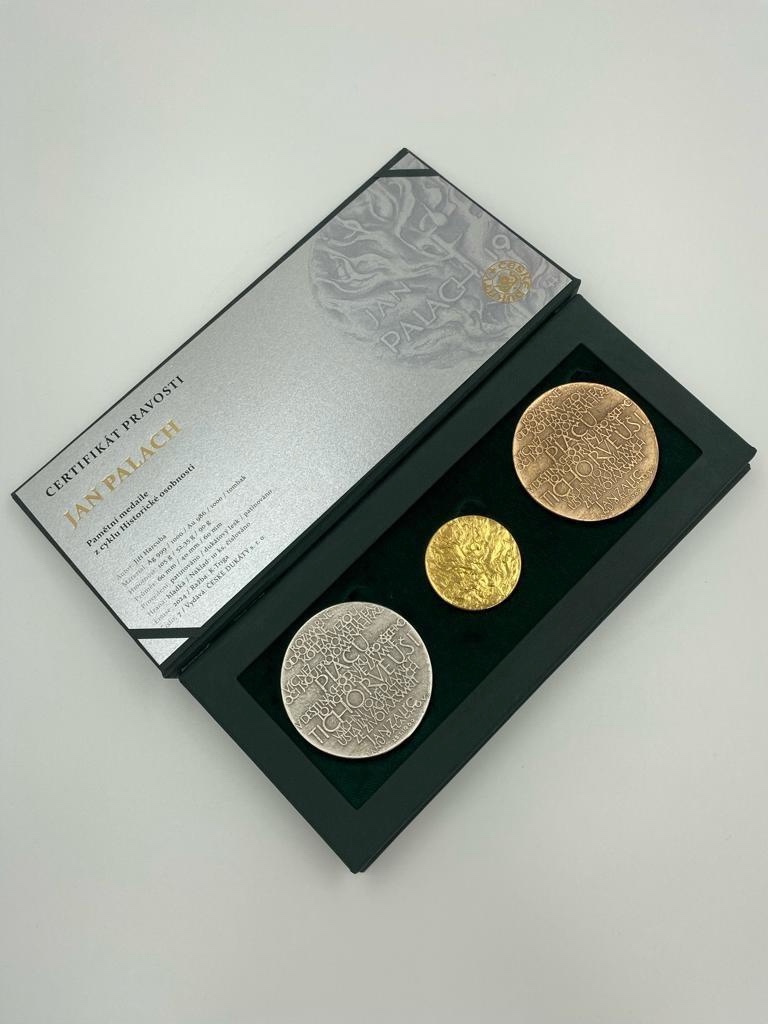 Vyprodaná trojsada Palach - 4