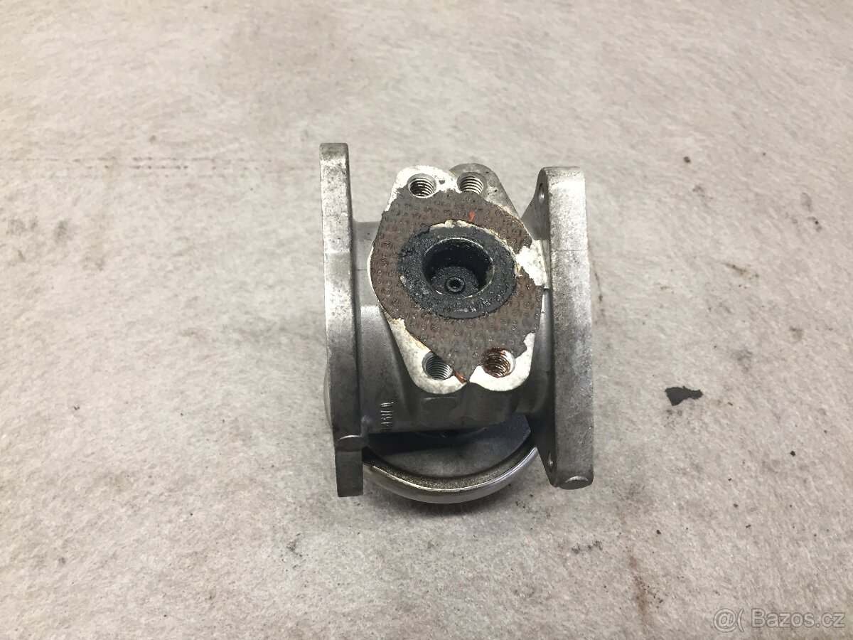 ŠKODA, VW 1.9TDI 74KW AXR - EGR VENTIL 038 129 637 D - 4