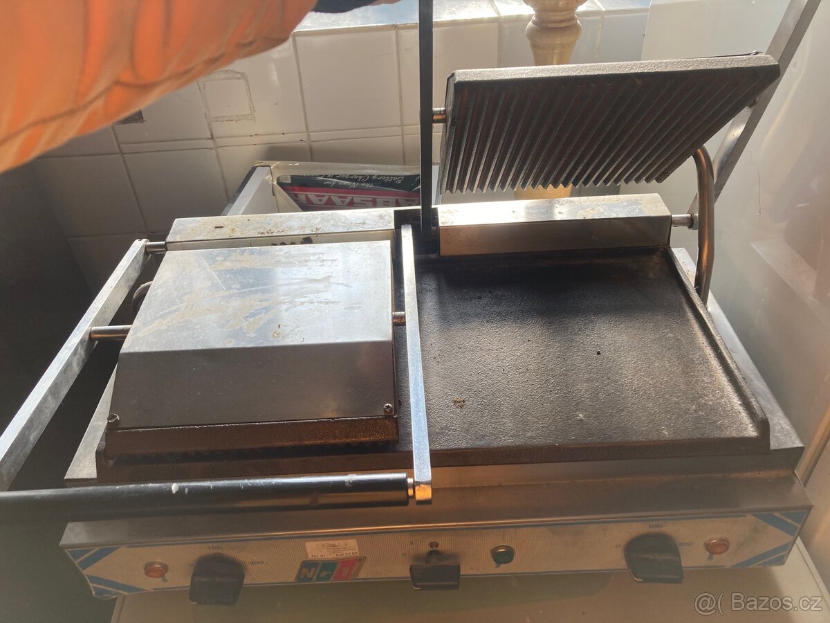Prodám dvojitý kontakní gril - 4