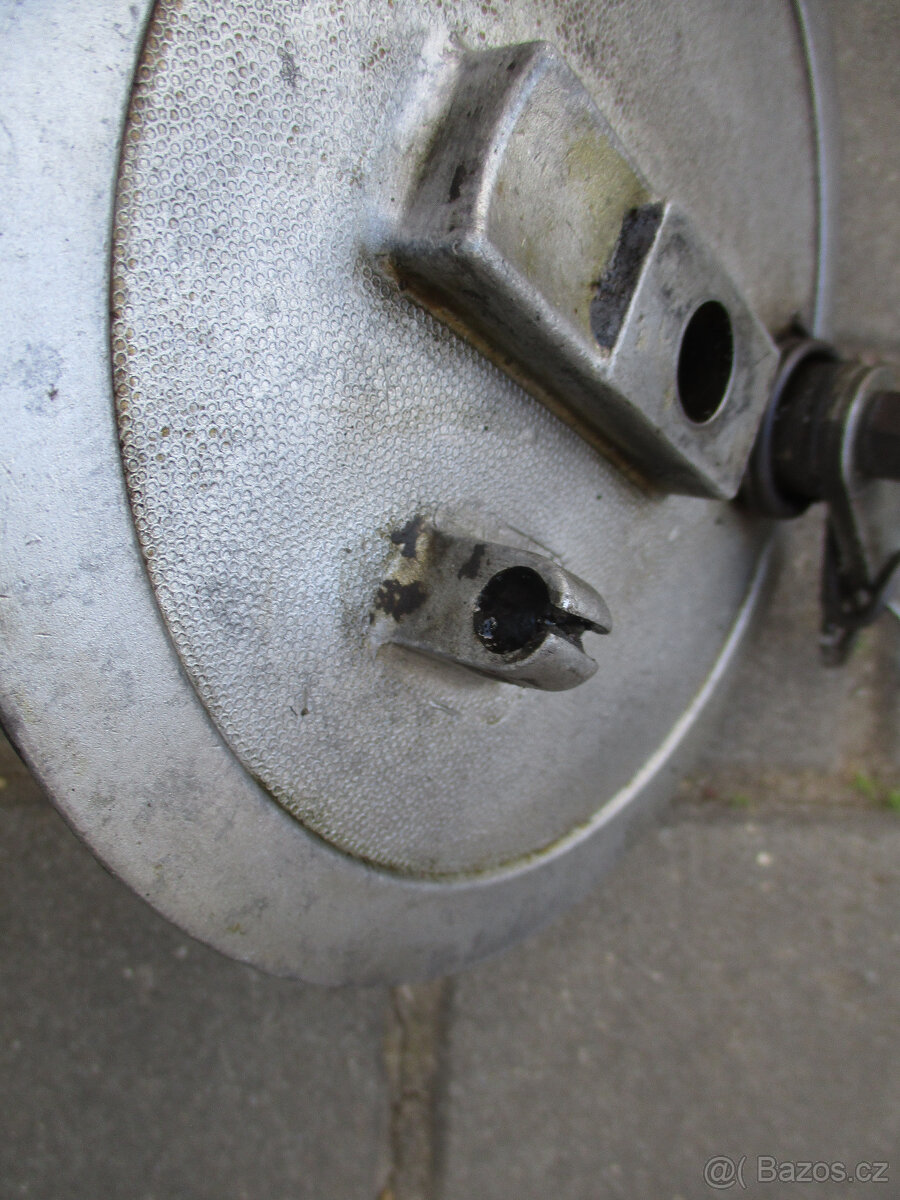 Štít brzdy JAWA-ČZ 125/355,175/356, ČZ 175/450 - 4
