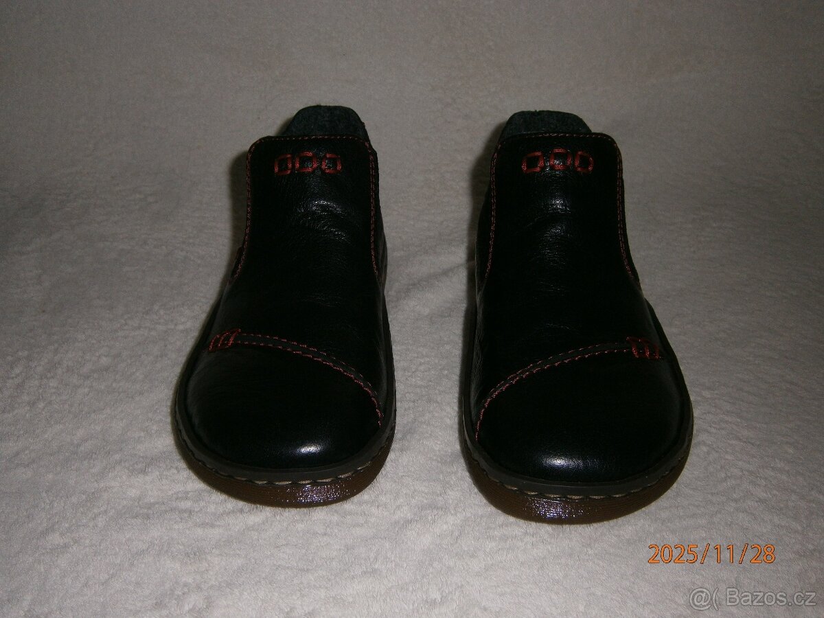 Dámské kotníčkové boty RIEKER vel.: 38 - 4