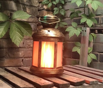 Prodám lucernu, efekt plápolajícího ohně - 4