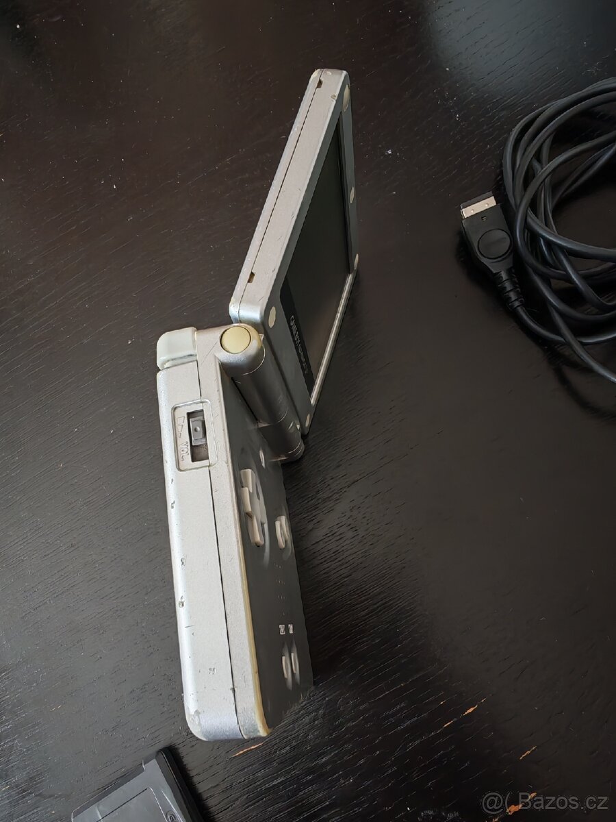 Nintendo Gameboy SP - 4