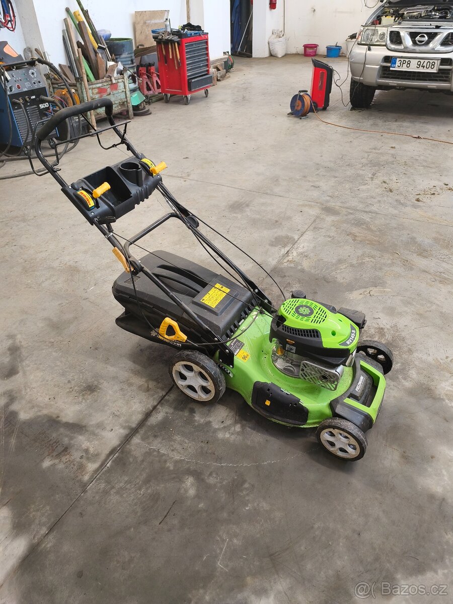 Sekačka s pojezdem - 4