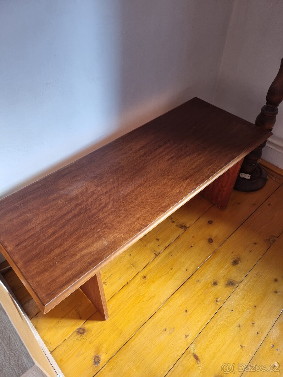 3 ks nábytku - 4