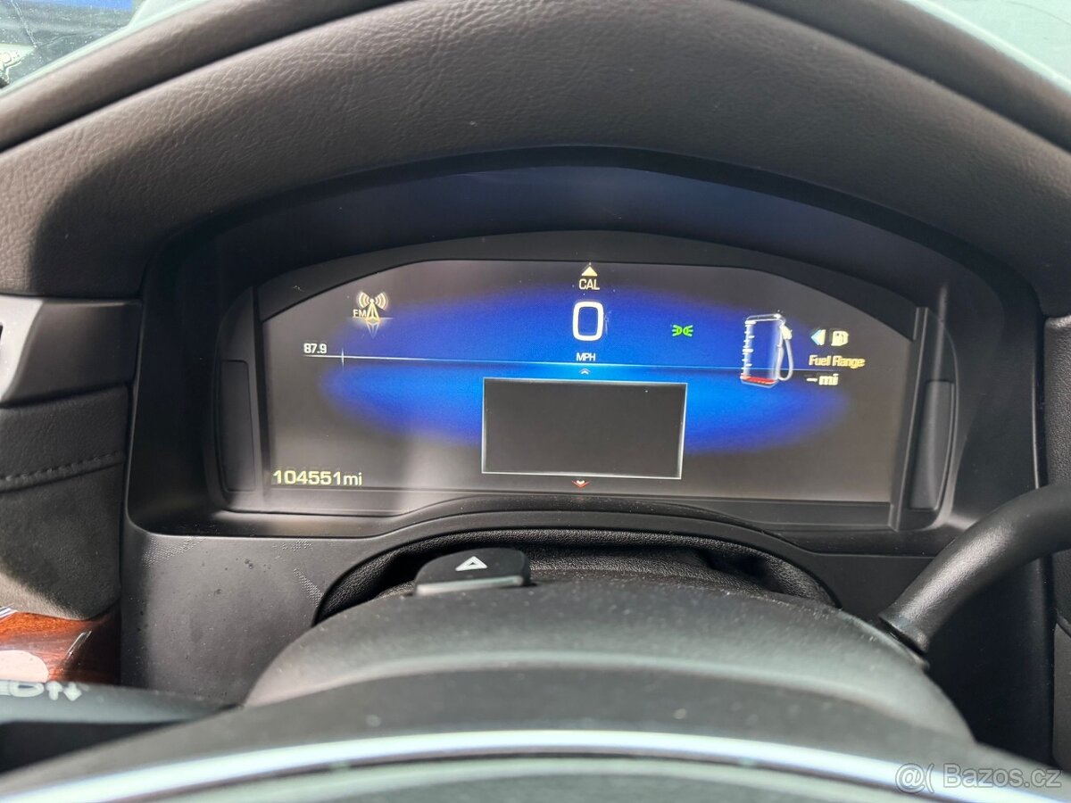 Cadillac Escalade - 4