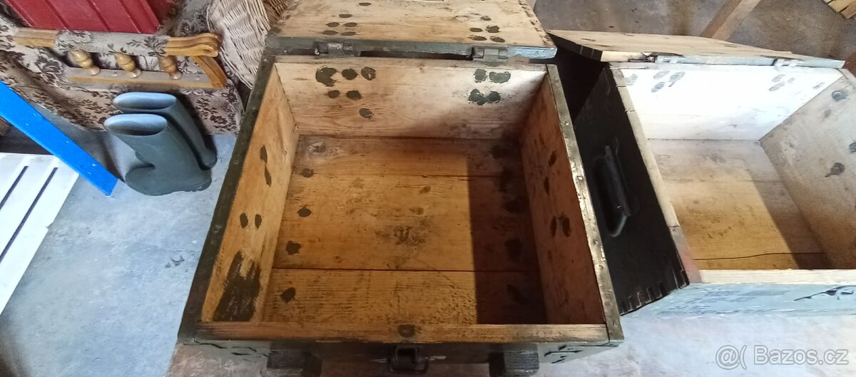 2x voenská bedna - 4