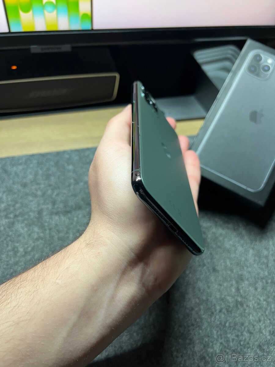 iPhone 11 Pro Max - 4