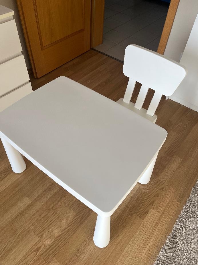 IKEA MAMMUT BÍLÝ STŮL A ŽIDLE - 4