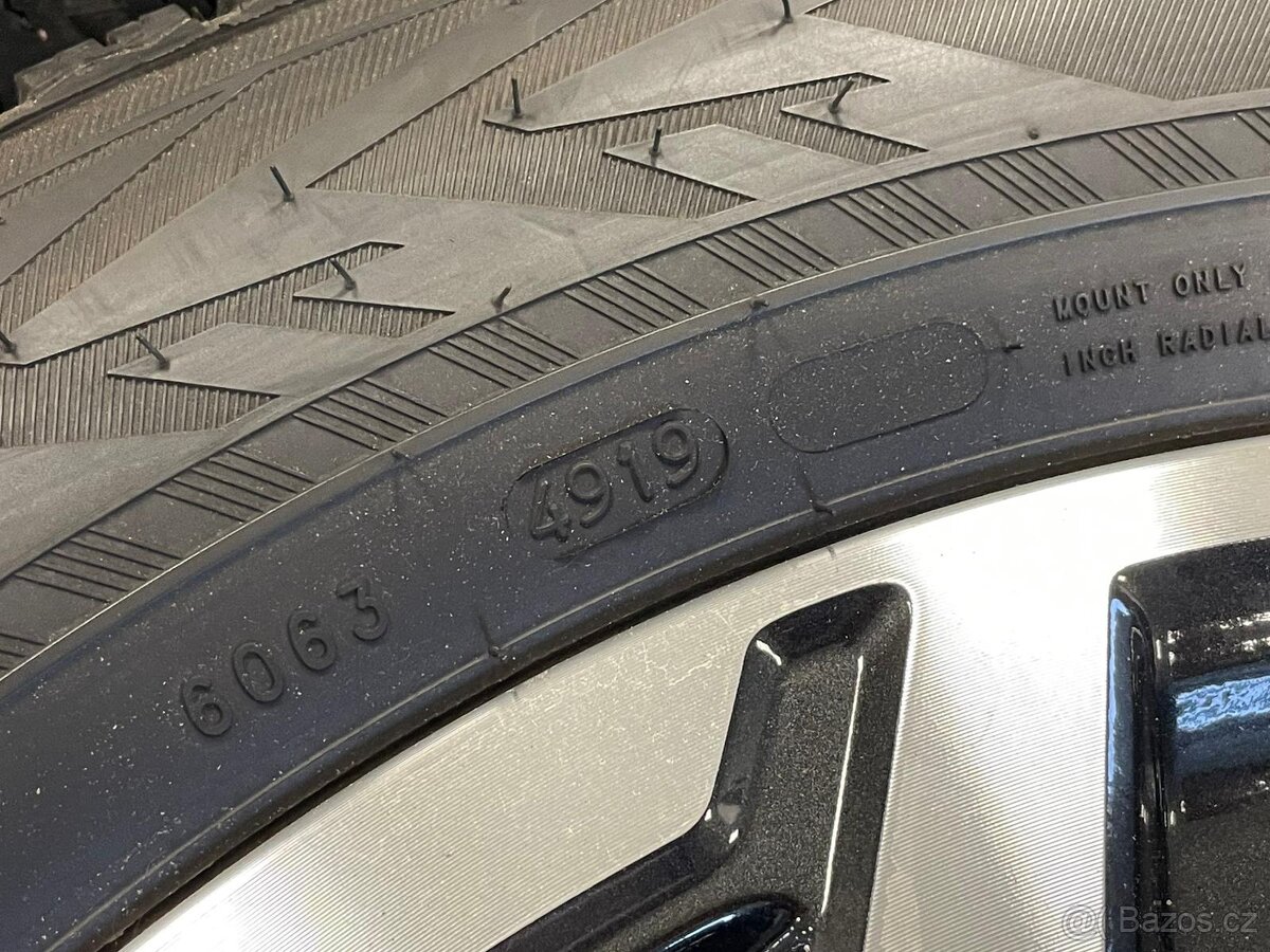 Originální ALU kola Subaru Forester pneu 6mm - 4