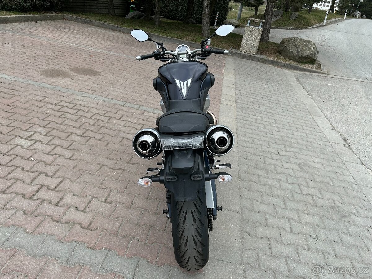 Yamaha MT-01 2005 - 4