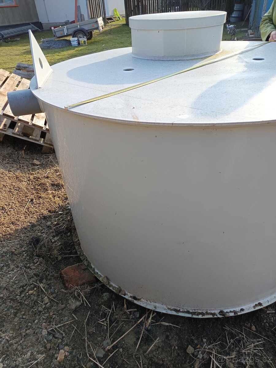 Retenční nádrž - 4