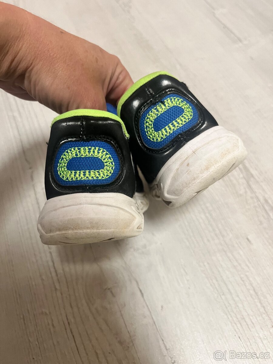 Sketchers - 4