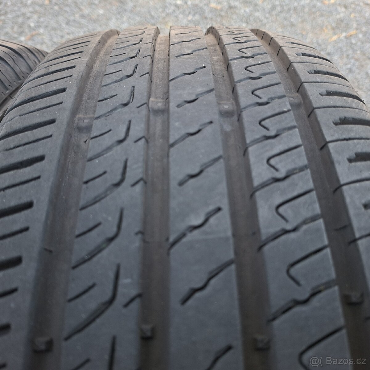 Letní pneu 215/60/16 - 4