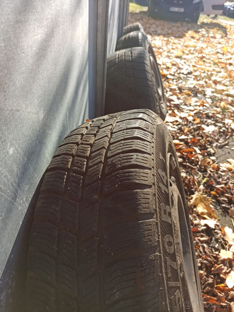 Zimní 165/70 R14 + disky Fabia 2 - 4