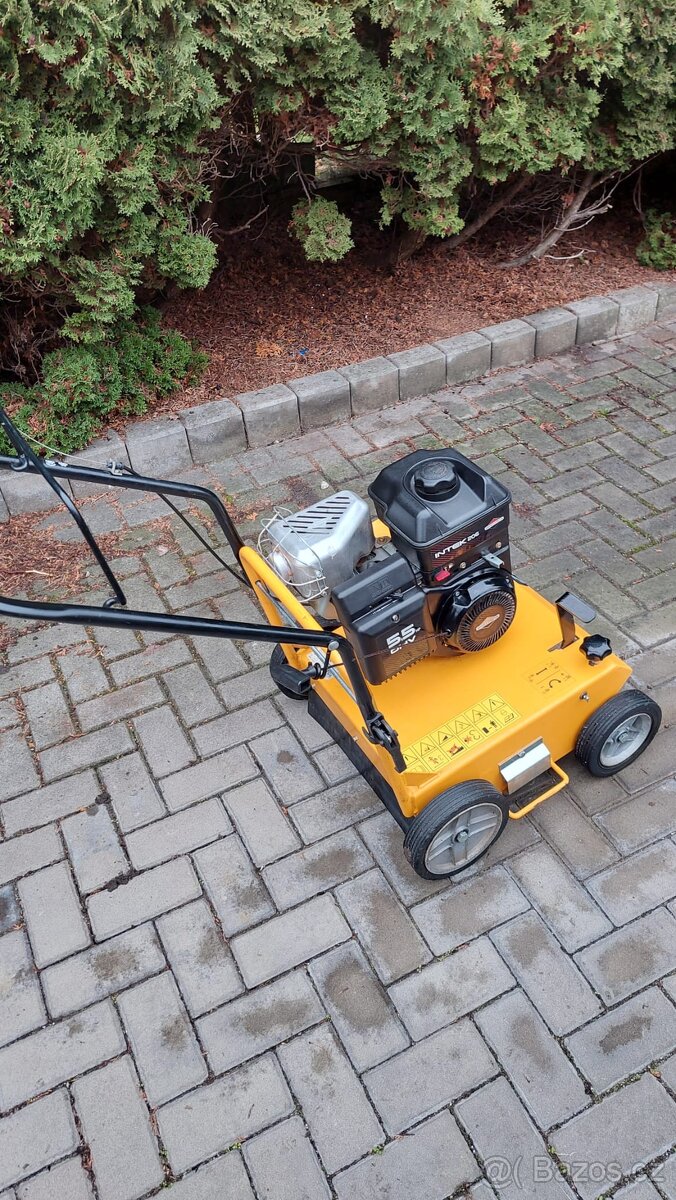 Vertikutátor STIGA VBF 40 - 4