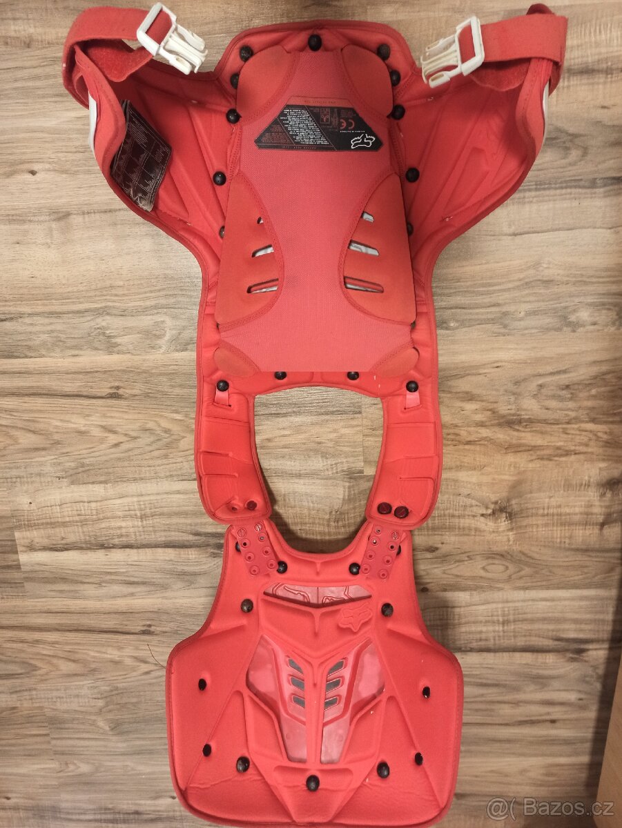 Prodám hrudní chránič Fox - 4