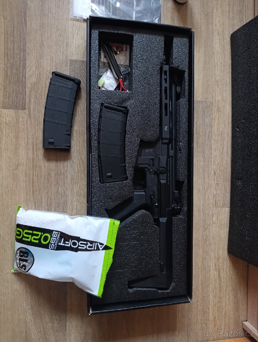 Airsoftová zbraň Double Eagle Honey Badger - 4