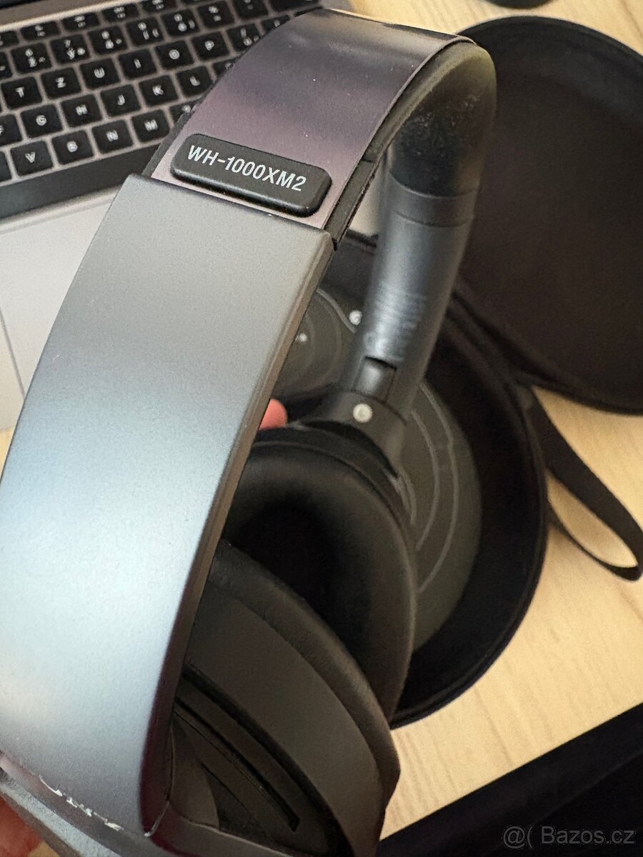 Sluchátka Sony WH-1000XM2 - 4