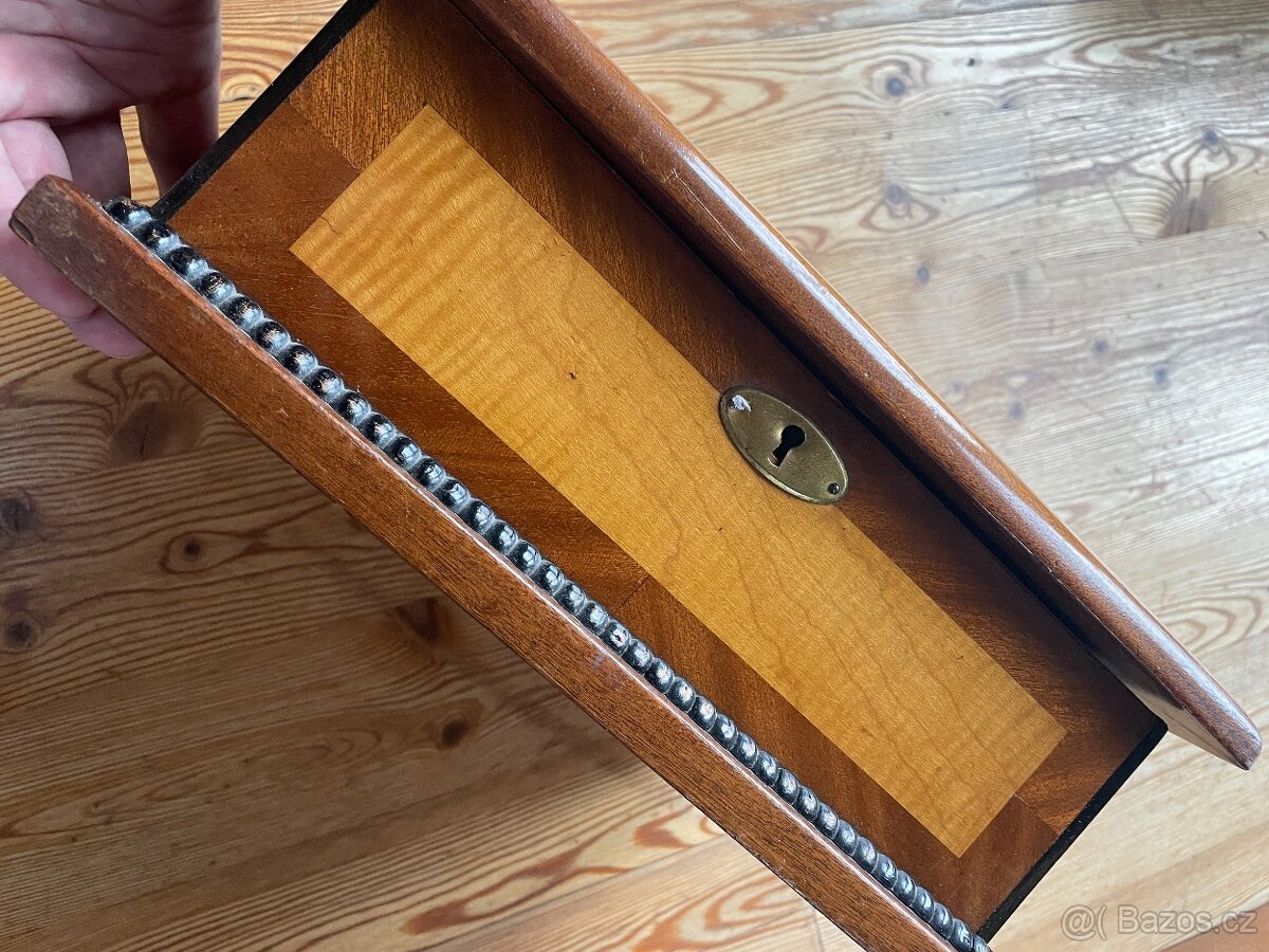 Starožitná šperkovnice - 4