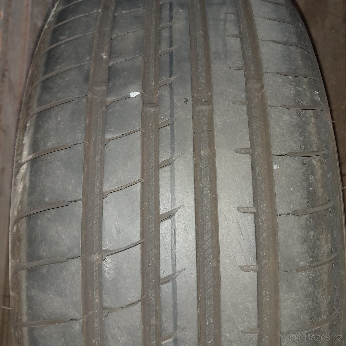 Goodyear Eagles F1 215/45R18 89V - 4