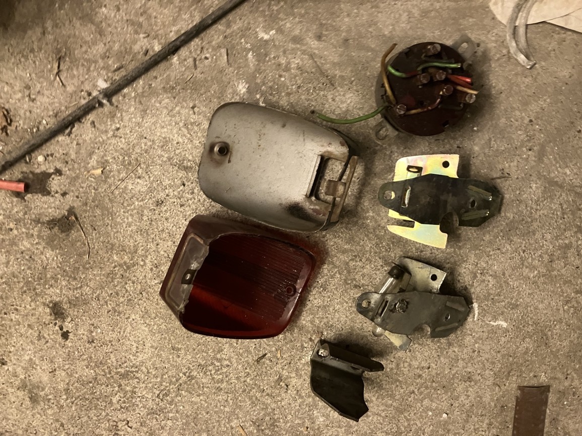 jawa zadní světla panelka - 4