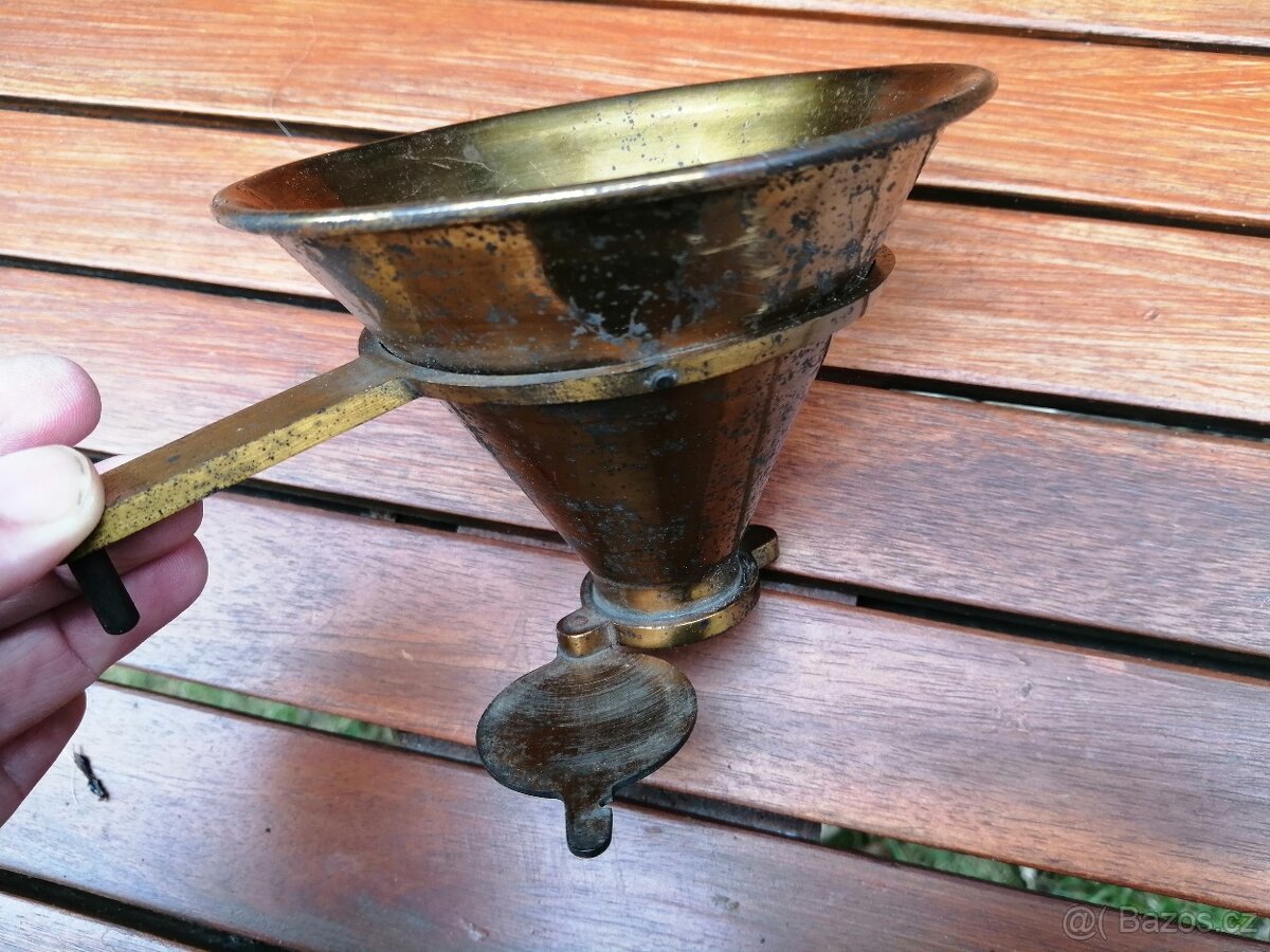 Starožitná násypka - 4