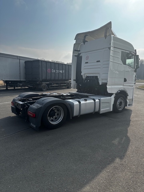 MAN TGX 18.470 4X2 LL SA - 4
