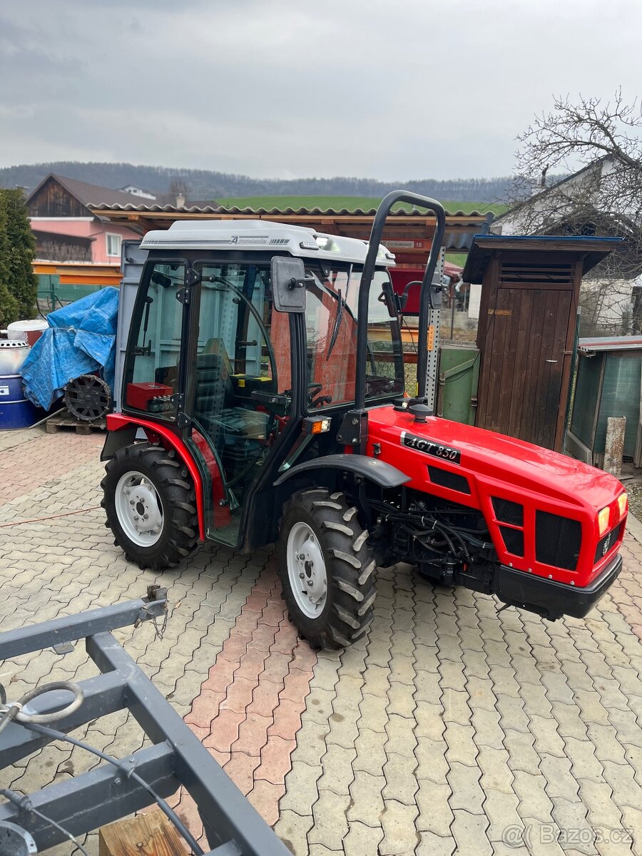Predám Malotraktor AGT 850 - 4