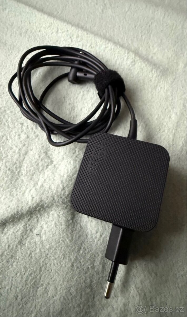 ASIS Vivobook 15 - 4