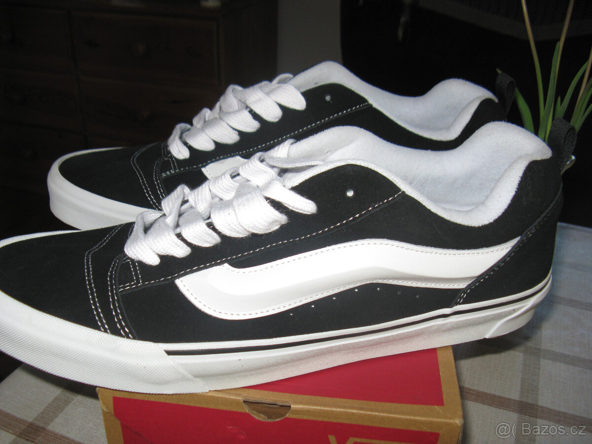 VANS boty EUR 49 NOVE - 4