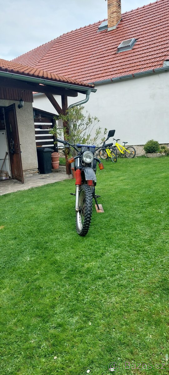 Yamaha xt 550