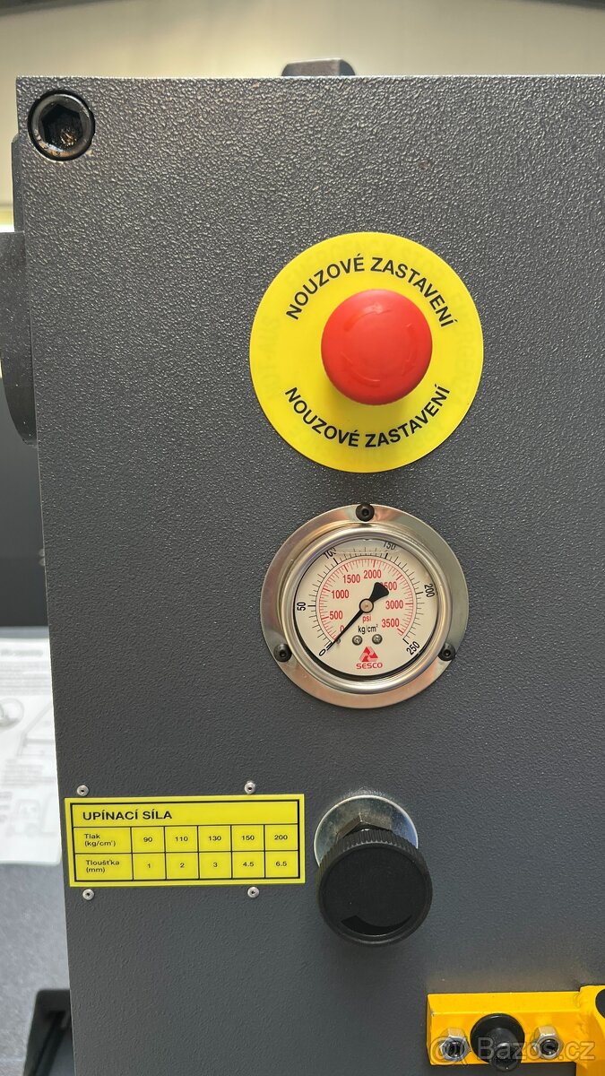 Hydraulická NC ohýbačka plechu FINTEK, model VH-0665 HC - 4