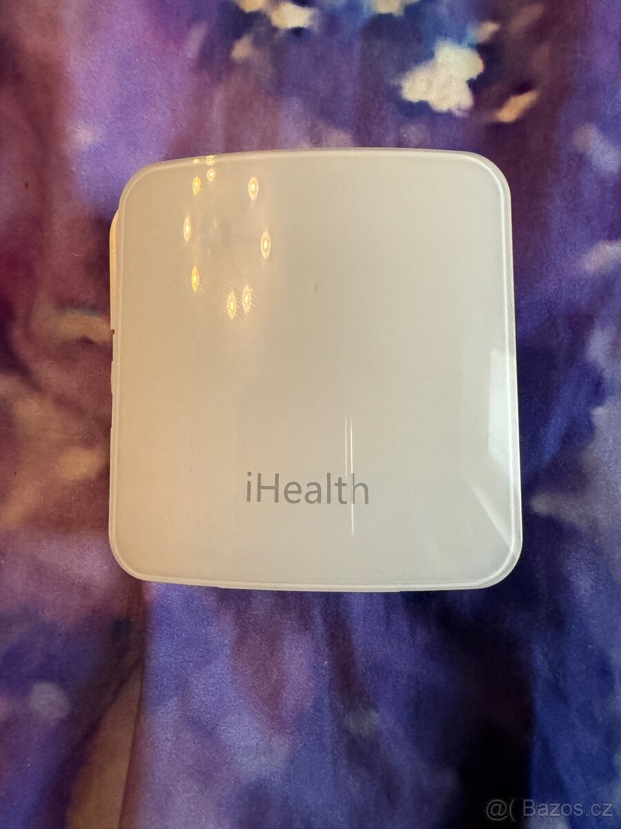 Tlakoměr na zápěstí iHealth VIEW BP7 bílý - 4