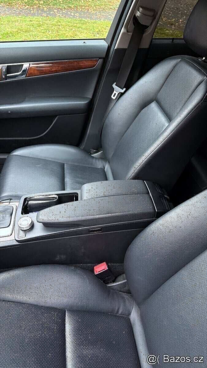 Mercedes w204 c220crdi - 4