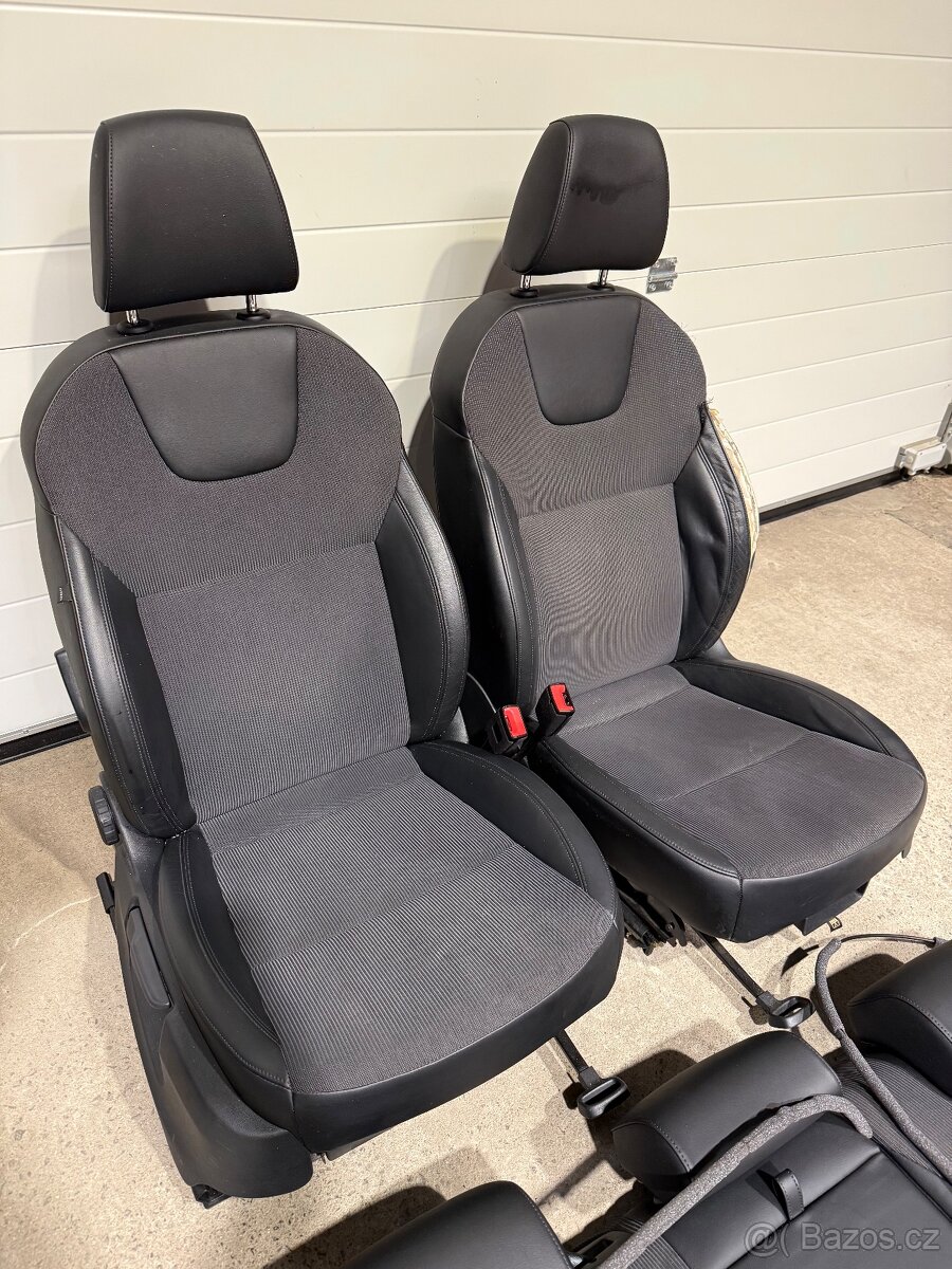 Polokožené sedačky Octavia 3 - 4