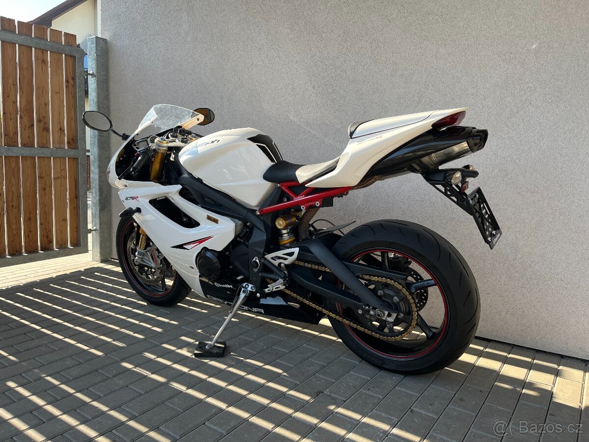 Triumph Daytona 675R - 4